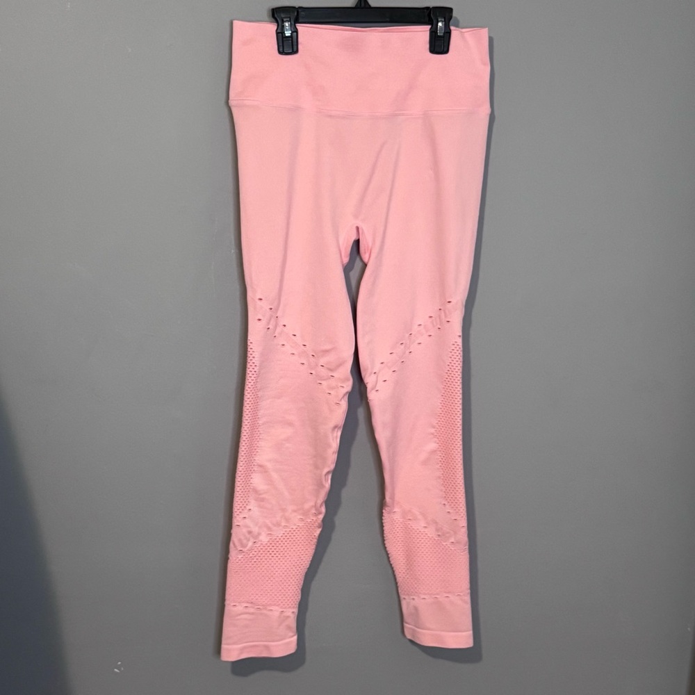 3 for $10 - Victoria Sport Pink Leggings